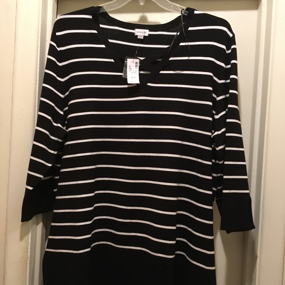NWT Lite weight black and white striped sweater